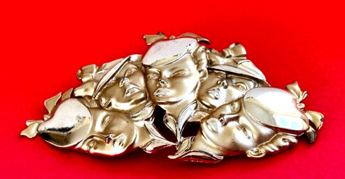 Large gold tone 1950 ladies - gold,