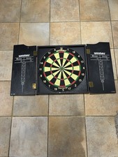 Winmau Dartboard In Wooden Case Which Opens To Reveal The Board And Scoring ￼￼