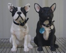 Large Sitting Black French