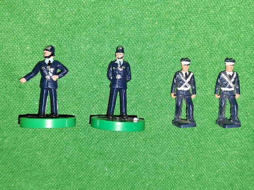 Subbuteo c113 ambulance and - ambulance,