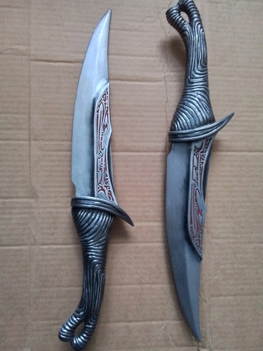 Drax the destroyer daggers - the, destroyer's