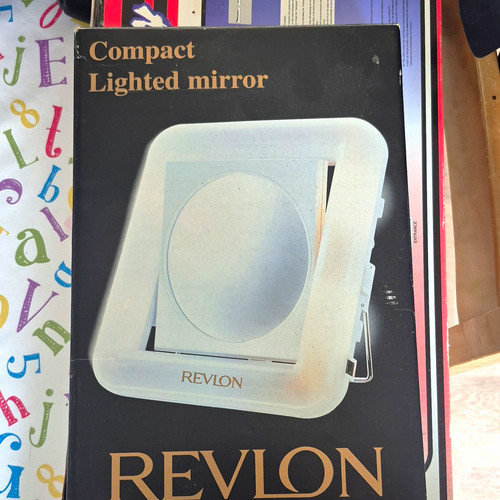 Revlon compact led lighted - revlon,