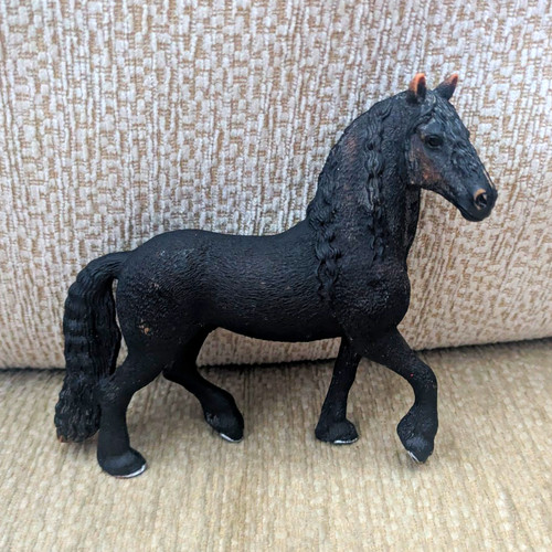 Schleich black horse - black,