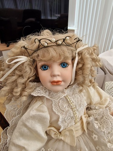 Alberon porcelain doll - alberon,
