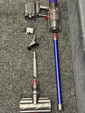 Dyson V10 Cordless Vacuum Cleaner Hoover Blue Grey FREE DELIVERY 