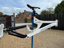 Specialized Big Hit II 26" - Medium - Fully Rebuilt + Fox RC - Downhill Frame