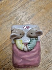 Vintage Goodnight Kiss Ceramic Mouse Figurine Ornament
