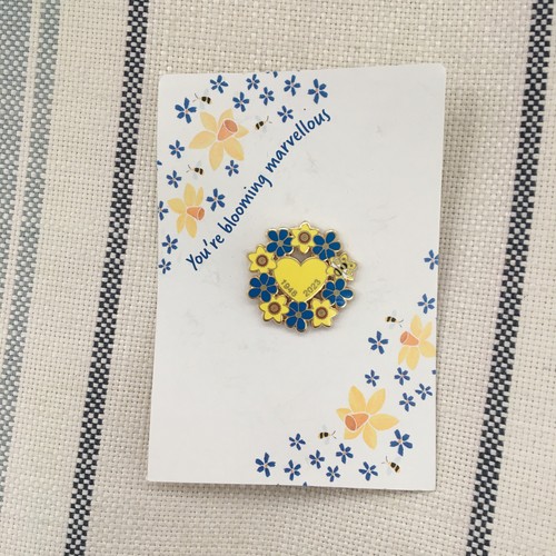 Marie curie charity badge 75 - curie,