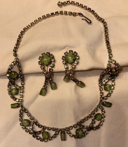 Vintage peridot green - vintage,