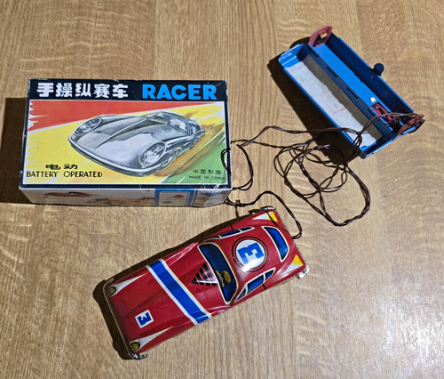 1960 battery operated car - operated,