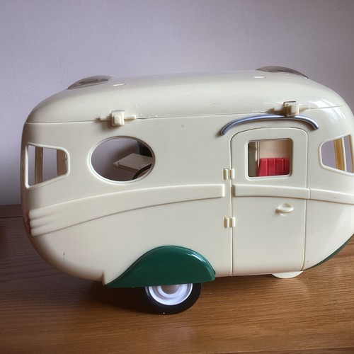 Sylvanian families caravan set - families,
