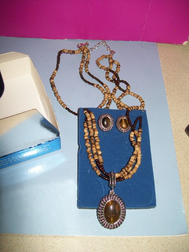 Avon tiger eye - avon, tiger's