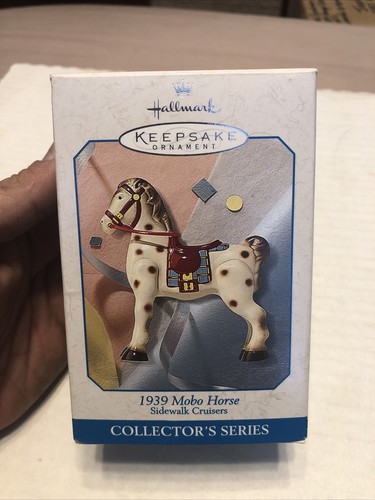 Hallmark keepsake sidewalk - hallmark,