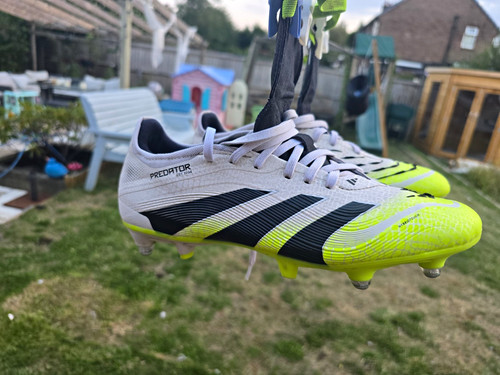 Adidas predator elite size - sg,