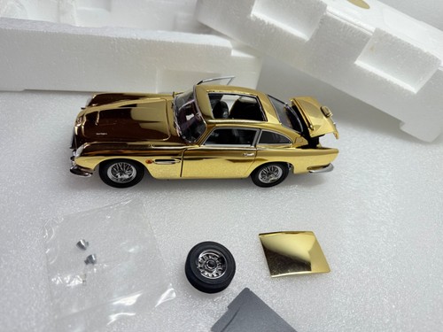 Saisir aston martin db5 - saisir!,