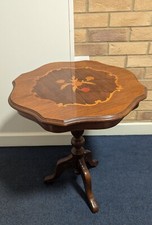 1950s Wooden Side End Table With Inlaid On Top & Overelaborated Feet