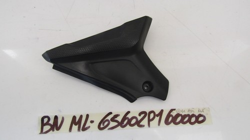Front panel right tail tail