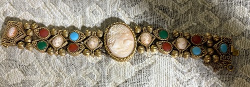 Vintage older goldette cameo - older,