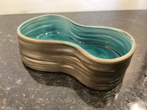 Beswick green kidney shape - kidney,