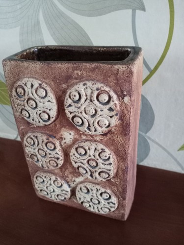 Quantock design pottery - quantock, brick