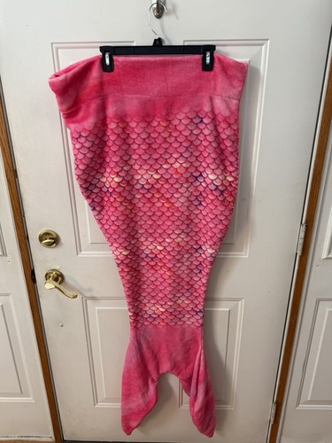 Plush mermaid pink vibrant - pink,