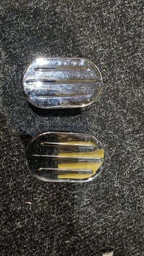 Kuryakyn rear axle nut cover - axle,