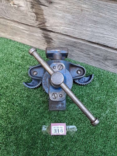Record 153 floorboard clamp - record,