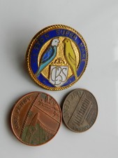 A VINTAGE ENAMEL BADGE, CANARY & BUDGIE SOCIETY. WESTON SUPER MARE, SOMERSET.