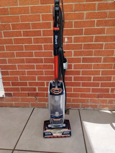 Shark vacuum cleaner nz801uk - shark,