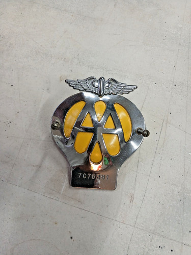 Vintage badge 1962 - badge, 1962-1963