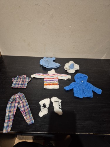 Sindy 60s vintage doll - sindy, clothes