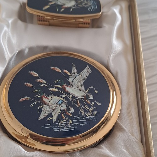 Stratton vintage flying ducks - vintage,