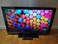 Sony Bravia 40" LCD HD 1080p TV: KDL-40EX503 .