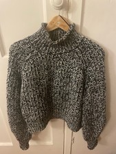 H&M BLACK & WHITE CHUNKY KNIT