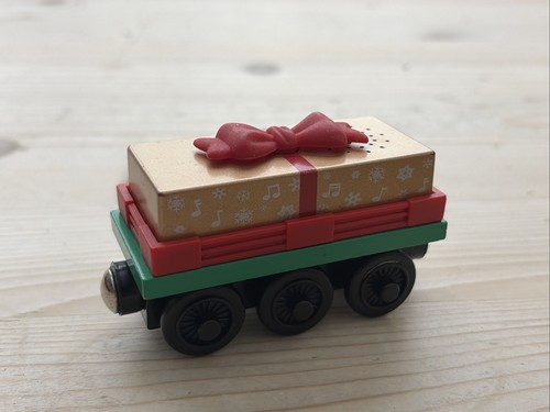 Thomas wooden railway gift car - wooden,