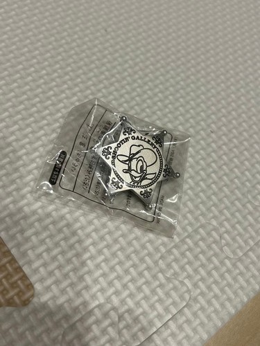 Donald duck sheriff badge - sheriff, pin