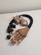 Practice Training Hand for Nail Art with Clamp & Extra Nails Manicure