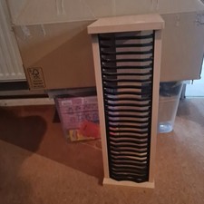 CD Storage Tower Rack Wood Veneer Holds 27 Discs/Games VTG Very Nice Quality