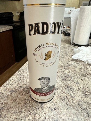 Empty can paddy - , of