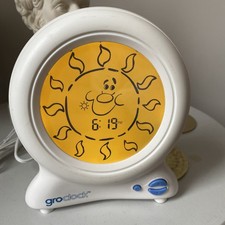 The Gro Company Gro Clock