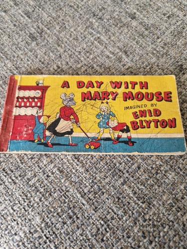 Day with mary mouse imagined - a,