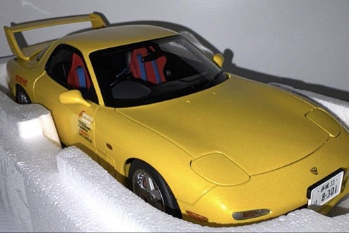Autoart mazda unfini fd3s - autoart,