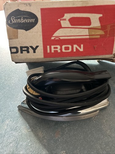 Vintage sunbeam dry iron with - sunbeam,