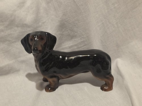 Vintage ceramic dachshund dog - vintage,