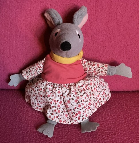 Bagpuss singing lizzie mouse - bagpuss,