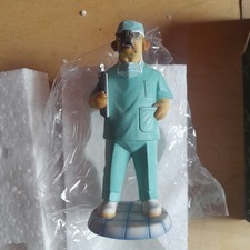 Doggie People Labrador Surgeon