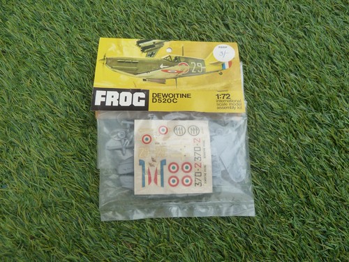 Frog f222f dewoitine d520c - frog,