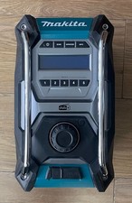 MAKITA MR003G 18V  XGT,  & DAB+ DIGITAL JOBSITE RADIO