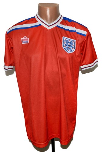 England 1980 1983 away - england,