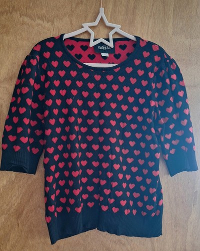 Collectif hearts jumper - hearts, size